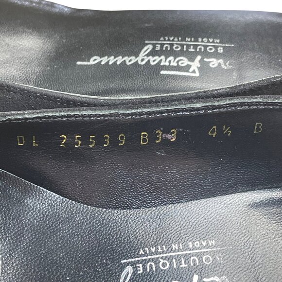 Salvatore Ferragamo Women’s Black Suede & Square-Toe Low-Heel Pumps Size 4.5B - Picture 6 of 7